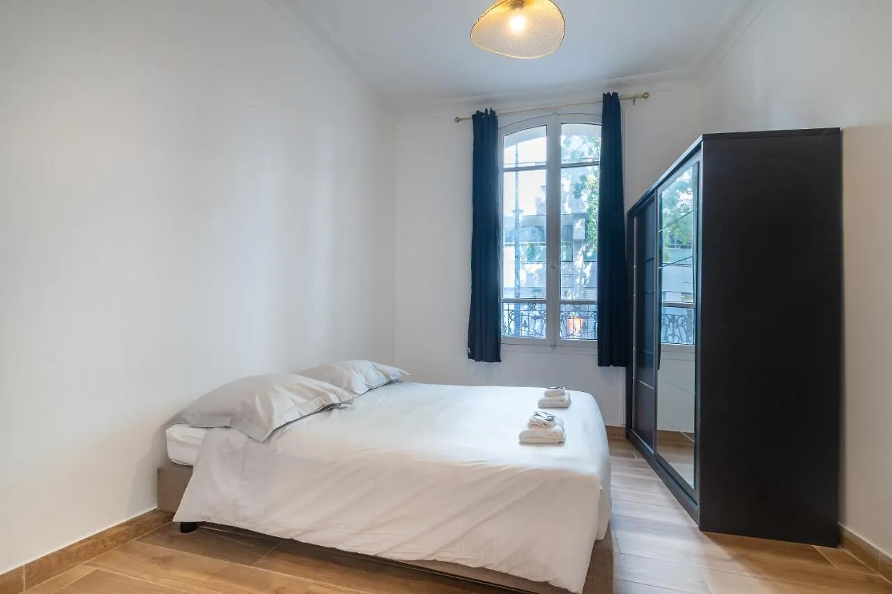 Appartement Metro Alexandre Dumas Paris 0*,  France