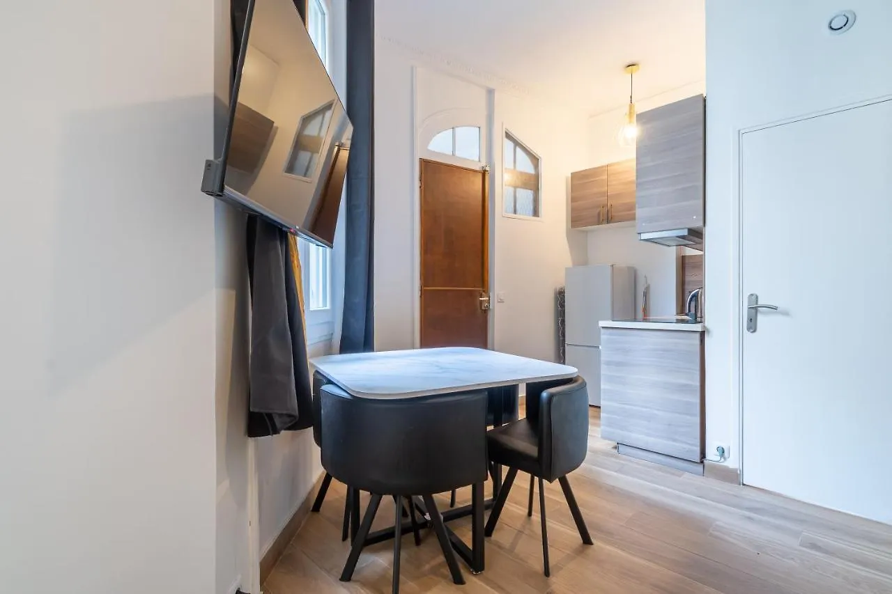 Appartement Metro Alexandre Dumas Paris 0*,  France